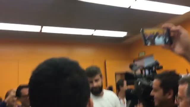 Gerard Piqué vota en el referéndum