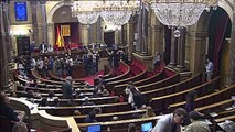 Los líderes del independentismo toman asiento en el Parlament