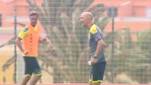 Paco Ayestarán dirige su primer entrenamiento como técnico de Las Palmas