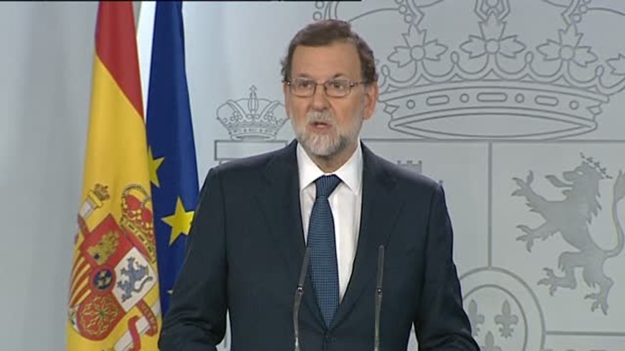 Rajoy envía un "requerimiento" a Puigdemont para que aclare si ha declarado la independencia