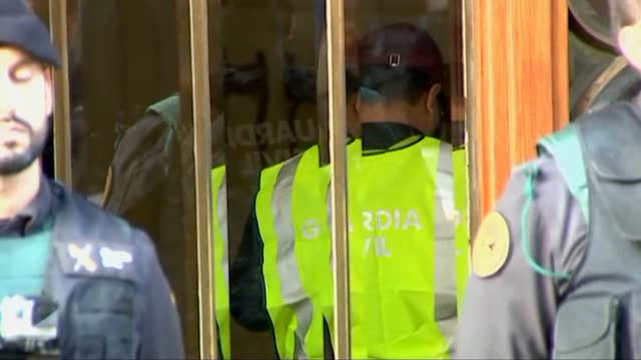 Golpe judicial al entorno de Junqueras