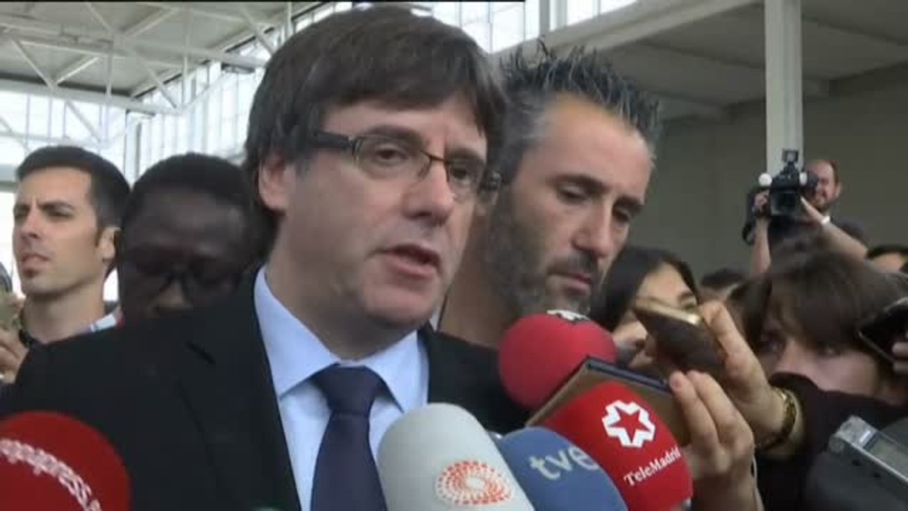 Puigdemont acusa al Gobierno de utilizar una "violencia desmedida e irresponsable"