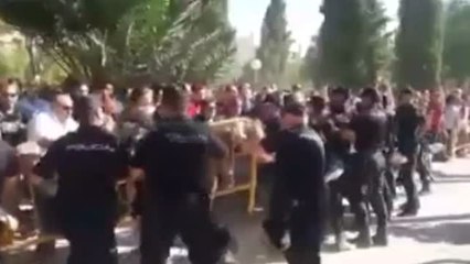 Download Video: Dos detenidos y tres heridos en la protesta por las obras del AVE en Murcia