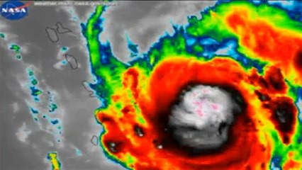 El huracán &#039;María&#039; alcanza categoría 5 y golpea el Caribe