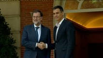 Rajoy y Sánchez se reúnen para analizar el desafío independentista catalán