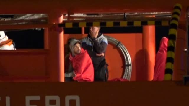 Rescatados 17 migrantes, tres de ellos menores, de una patera en Cabo de Gata