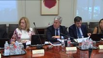 Soraya Sáenz de Santamaría mantiene su agenda con la reunión de los secretarios de estado