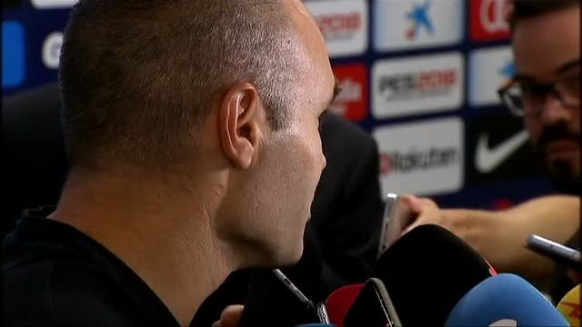Iniesta: Siga o no siga, nunca convertiré una situación personal en una guerra
