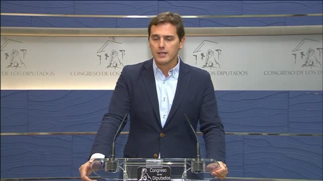 Albert Rivera: No podemos aceptar lo que está haciendo Forcadell y Puigdemont