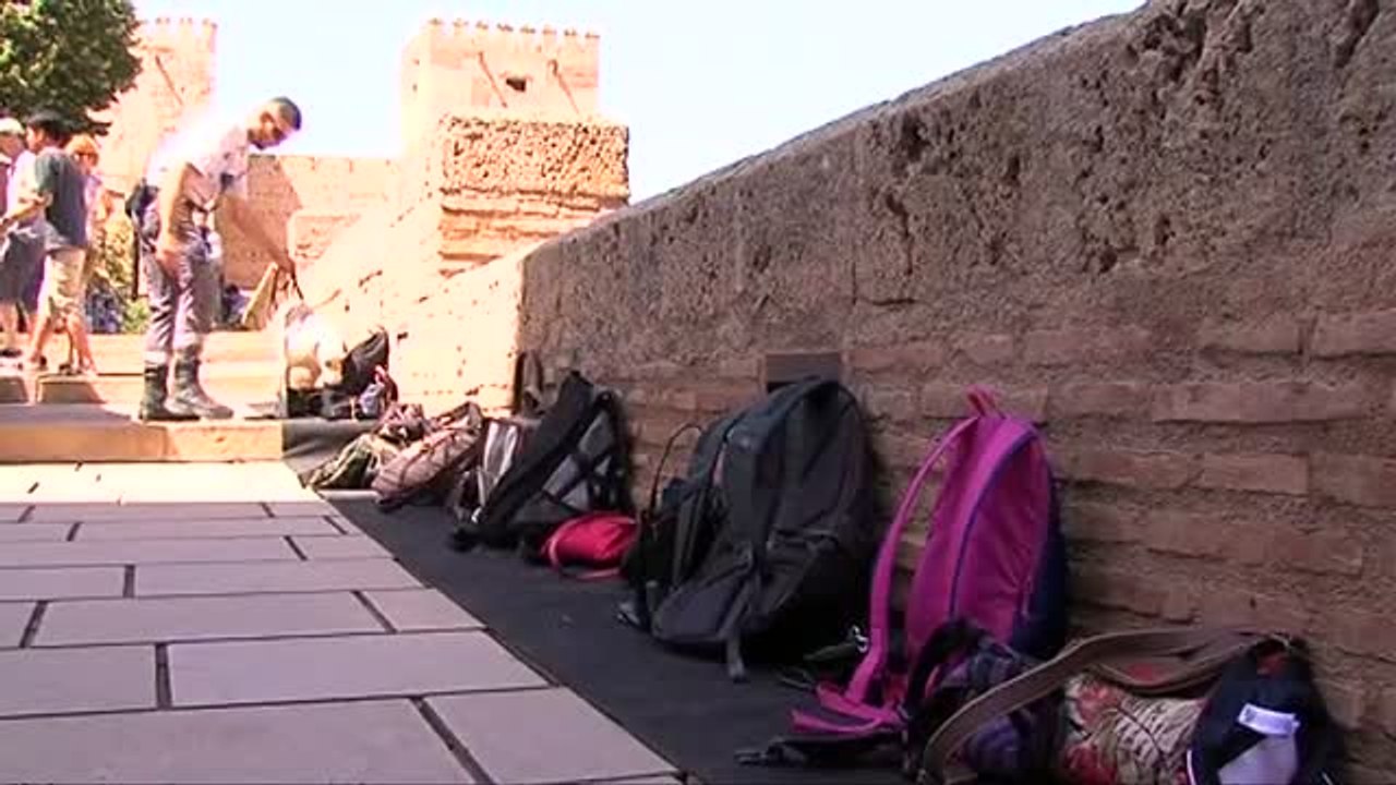 Arcos de seguridad en la Alhambra de Granada
