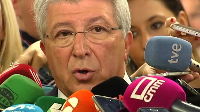 Cerezo: En enero puede venir Costa, o muchos otros
