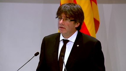 Puigdemont replica a Rajoy: "La estafa sería impedir celebrar el referéndum"