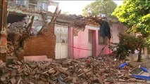 Asciende a 98 el número de muertos tras el terremoto que ha sacudido el sur de México