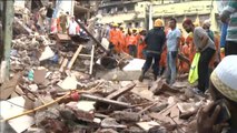 Más de 20 de personas fallecen tras el derrumbe de un edificio en la India