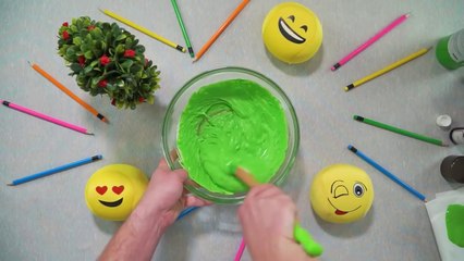 How to make SLIME! DIY way to MAKE SLIME at home!