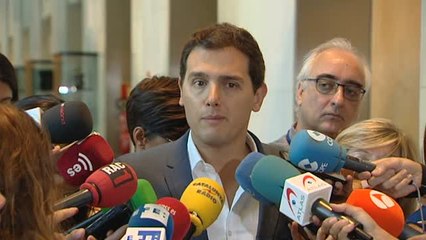 Rivera: "Un pleno extraordinario sería un chollo para Rajoy"