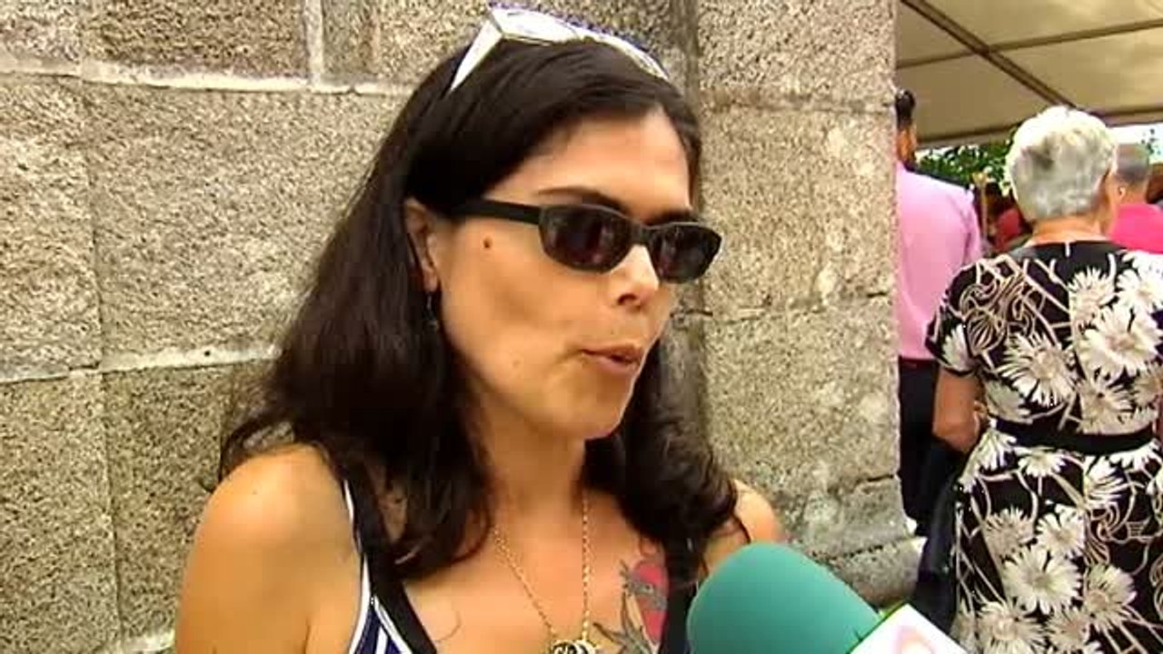 La fe se pasea en ataúdes en las calles de As Neves