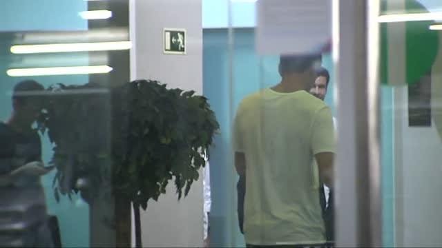 Neymar vuelve a Barcelona tras su viaje relámpago a Oporto