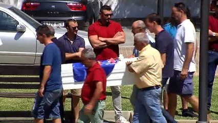 Una cámara de seguridad grabó a la niña malagueña adentrándose en la vía férrea