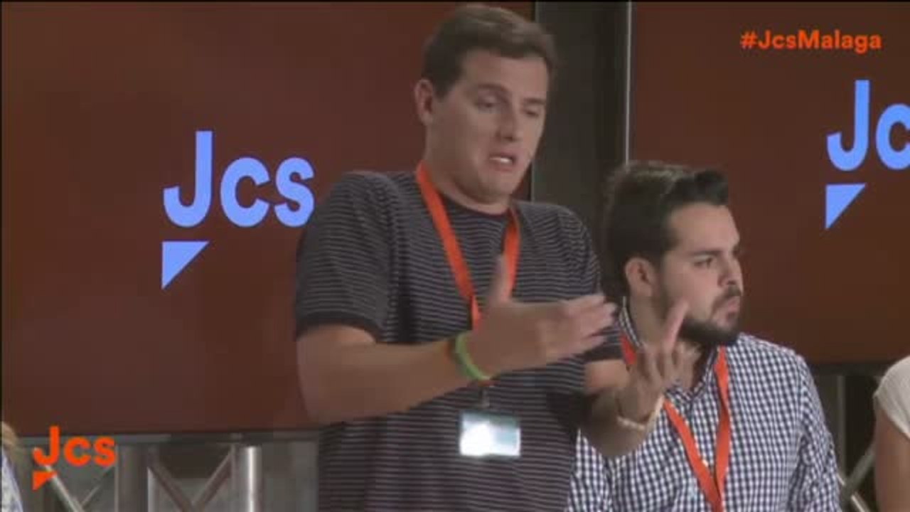 Rivera: "Matrix no existe, es el mundo paralelo de Puigdemont y Mas; no existe una Cataluña independiente del mundo"