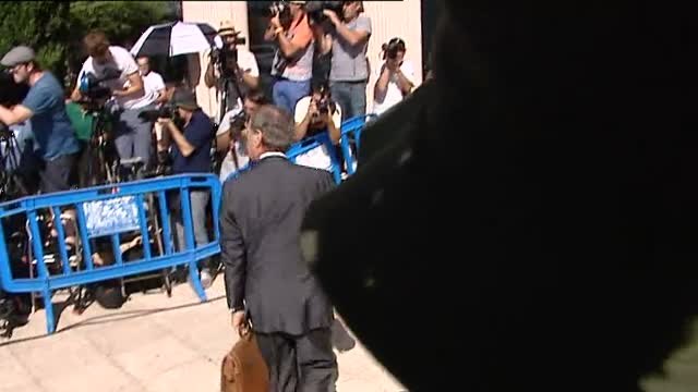 Cristiano Ronaldo no se deja ver a su llegada a los juzgados de Pozuelo