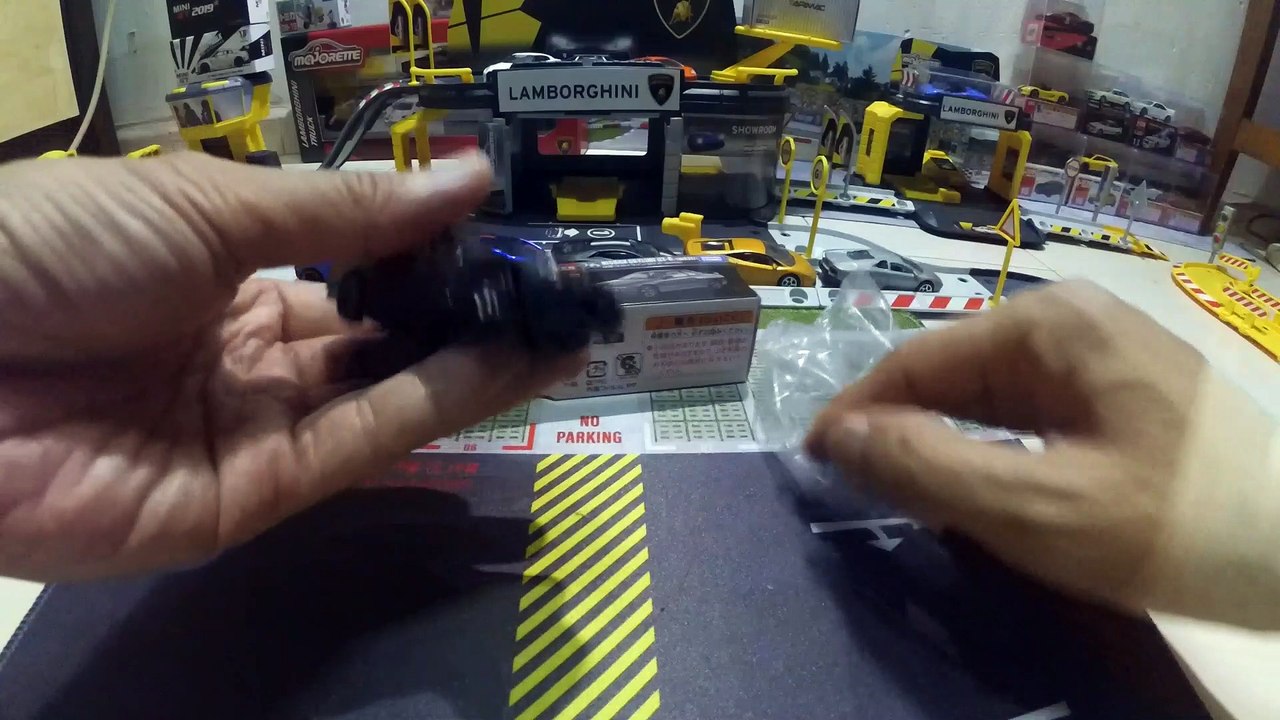 Tomica Premium No. 26 Nissan Skyline GT-R (BNR32) トミカ プレミアム No.26 日産 スカイライン GT-R（BNR32）