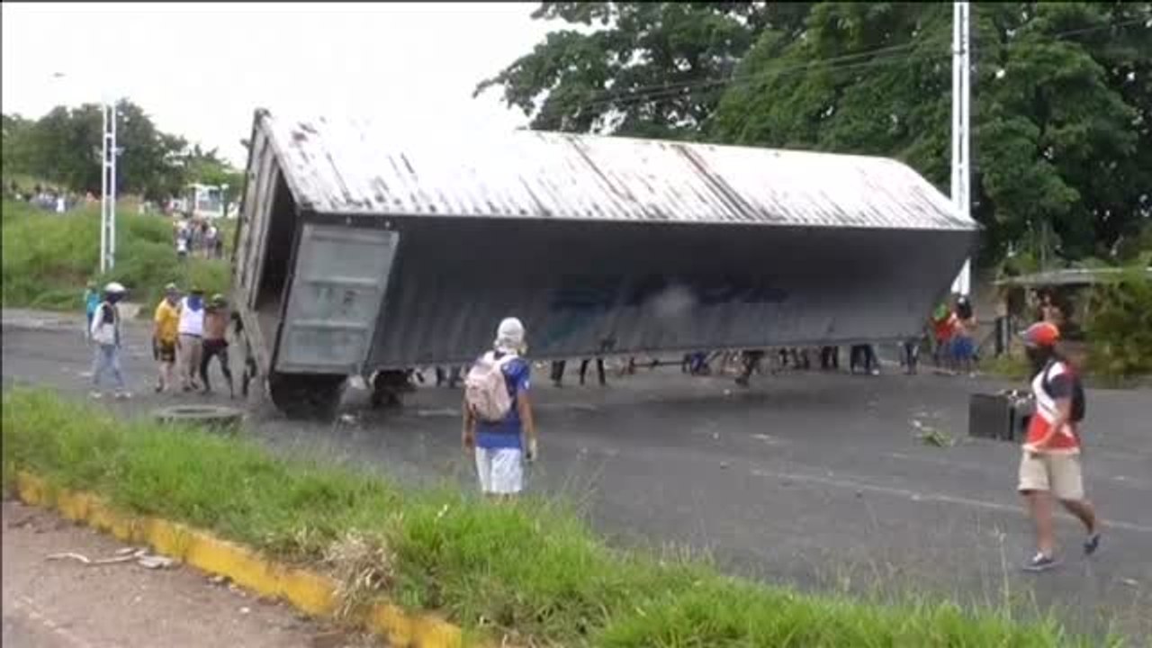 La oposición hace frente a la elección de la Asamblea Constituyente
