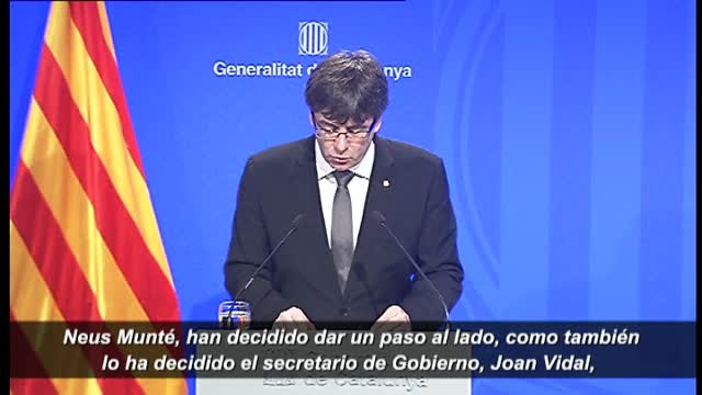 Puigdemont explica que Jané, Munté, Ruiz y Vidal han querido dar un paso al lado