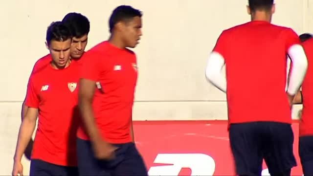 Nolito y Corchia se ejercitan por primera vez en las instalaciones del Sevilla