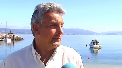 Un marinero se salva de un naufragio nadando hasta la costa