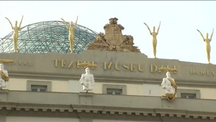 La exhumación de Dalí, de noche y a salvo de curiosos