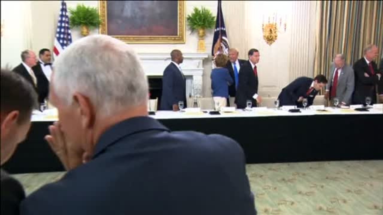 Prohibido irse de vacaciones antes de acabar con el 'Obamacare'