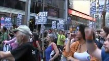 Manifestantes en todo EEUU piden el 'impeachment' contra Trump