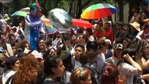 Multitudinaria Marcha del Orgullo Gay en Ciudad de México