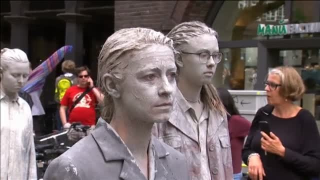 El movimiento de Las mil figuras protestan contra el G20