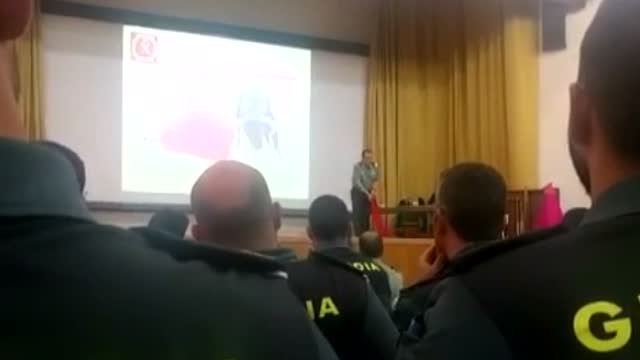 ¡Va por ustedes!, agentes