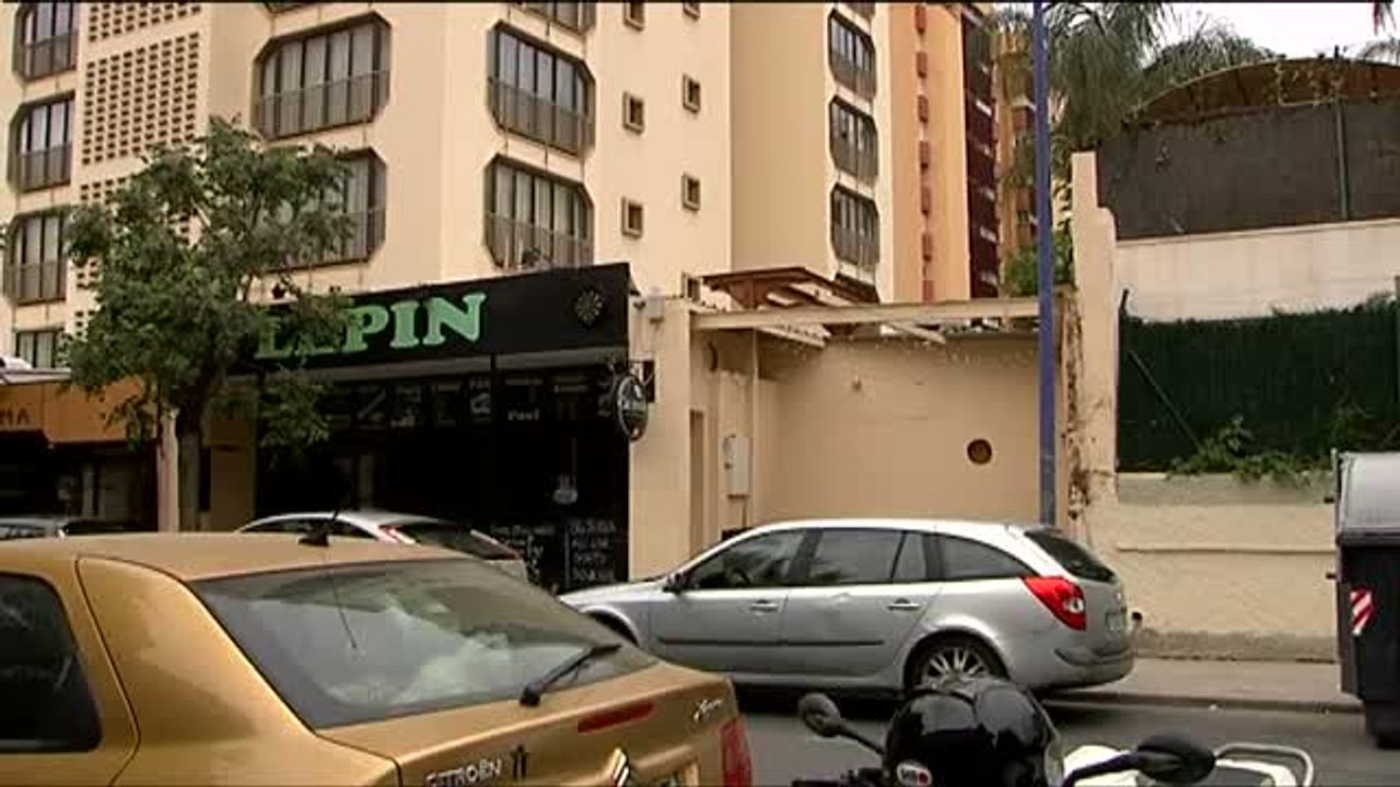 Cinco jóvenes ingleses investigados por la muerte de una joven que cayó por la ventana de un hotel de Benidorm