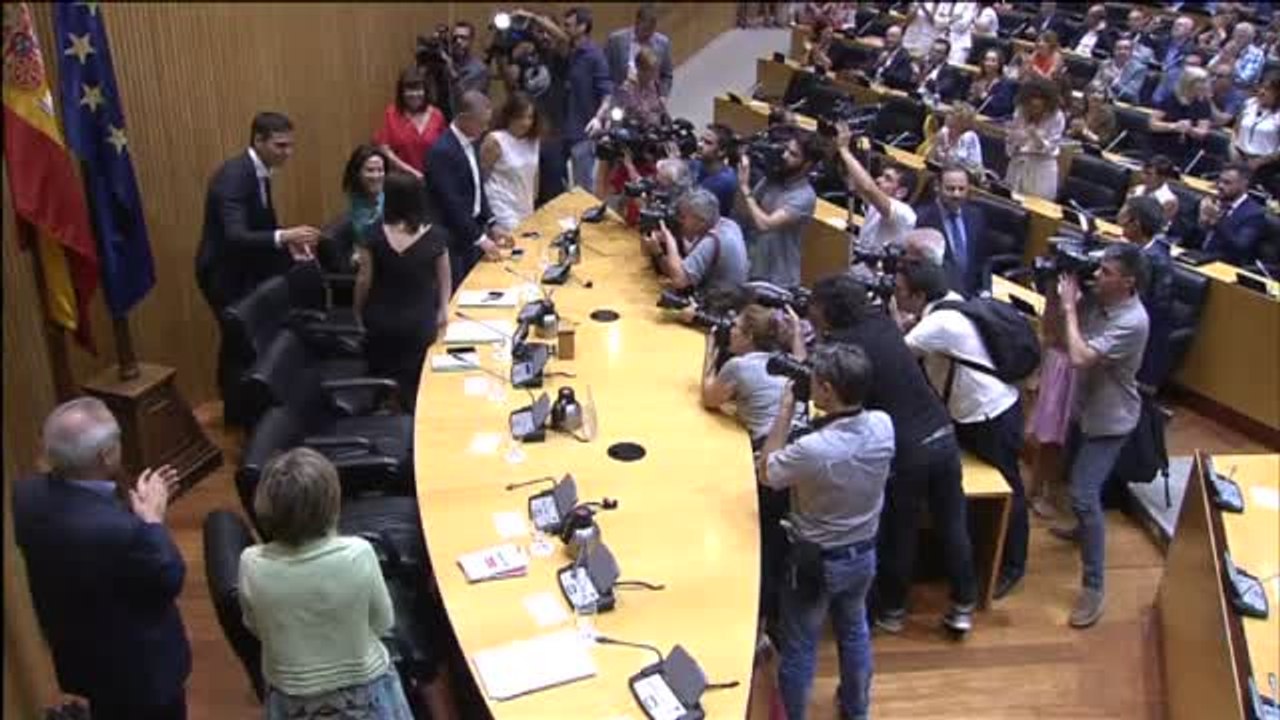 Pedro Sánchez estudia llegar a la Moncloa con Ciudadanos y Unidos Podemos