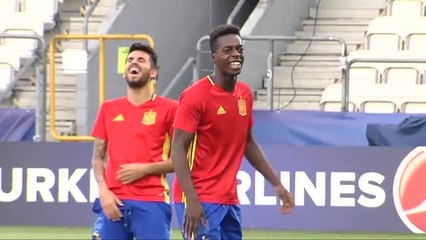La Rojita completa un nuevo entrenamiento antes de la final ante Alemania