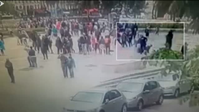 Así fue el ataque contra un policía en la catedral de Notre Dame
