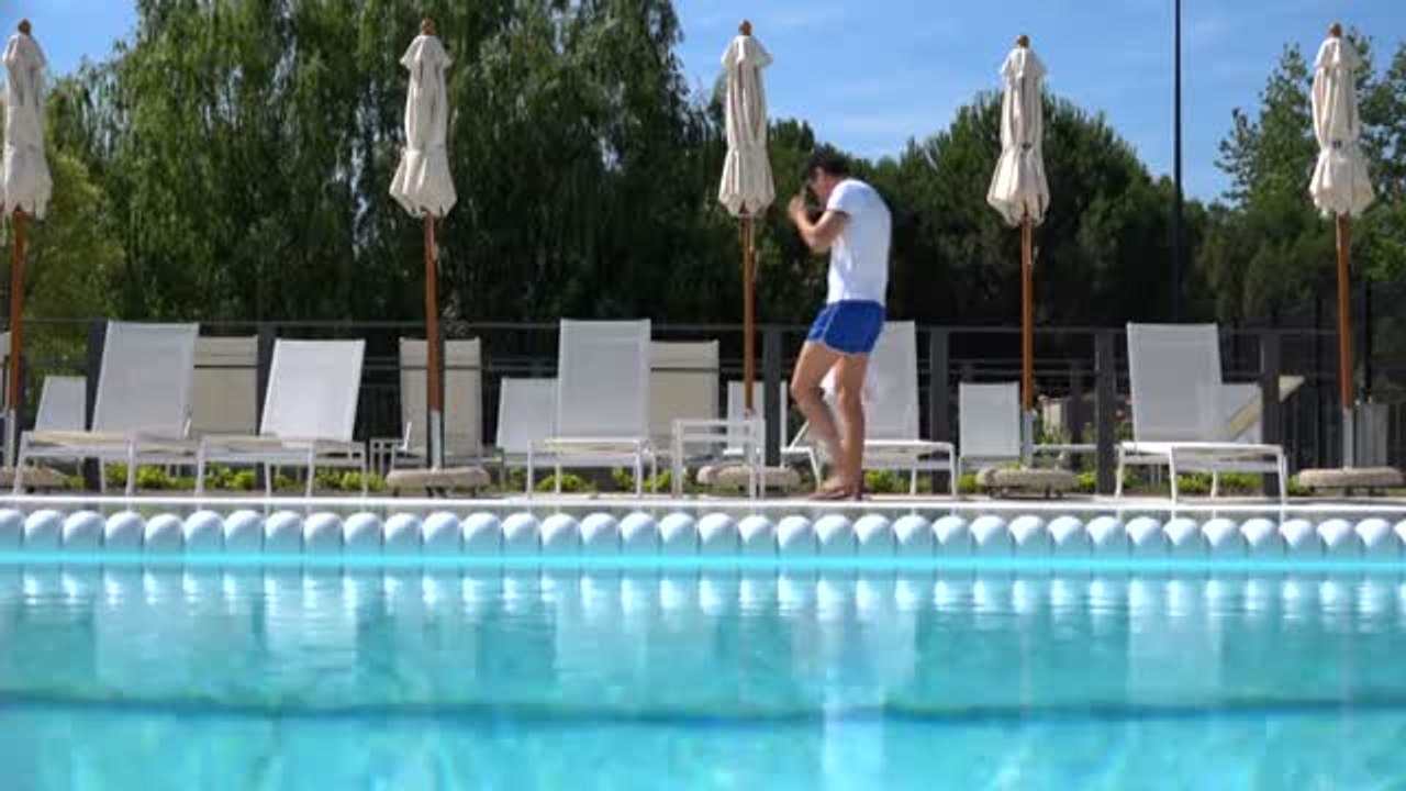 La mitad de los hombres españoles hacen Operación Bikini