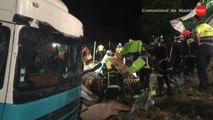 Muere un camionero al ser aplastado por la carga que transportaba