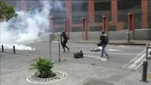 Violenta manifestación en Caracas contra el Gobierno de Nicolás Maduro