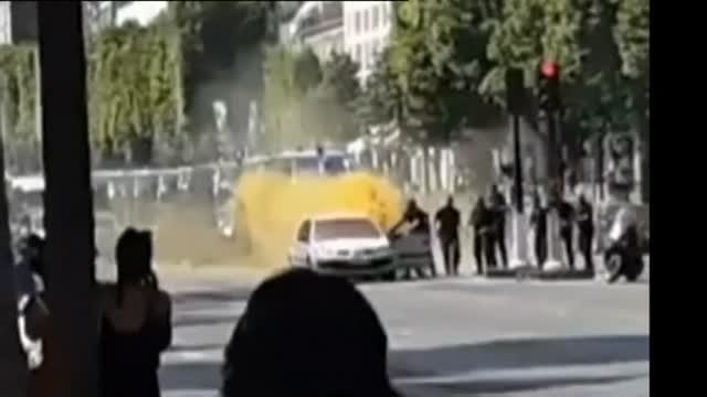 Intento de atentado en los Campos Elíseos de París