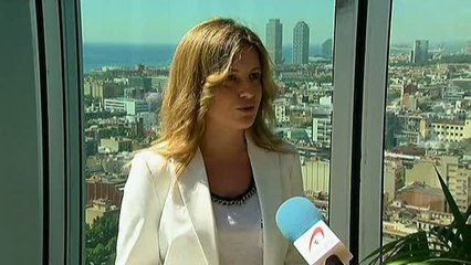 El "Spiderman" francés conquista la cima de un hotel de Barcelona