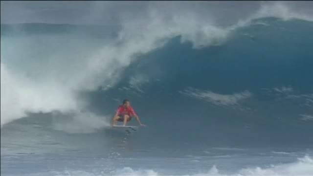 El surfista Sebastian Zietz pasa a la tercera ronda del Fiji Pro