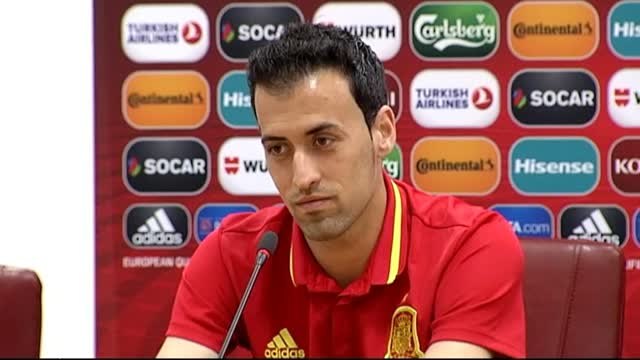 Busquets sobre Piqué: Mejor no hablar de esto y centrarse en Macedonia