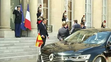 Macron recibe a Rajoy en El Elíseo