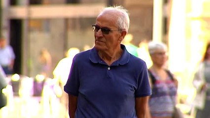 El medallón de Franco abandona la Plaza de Salamanca cumpliendo con la Ley de Memoria Histórica