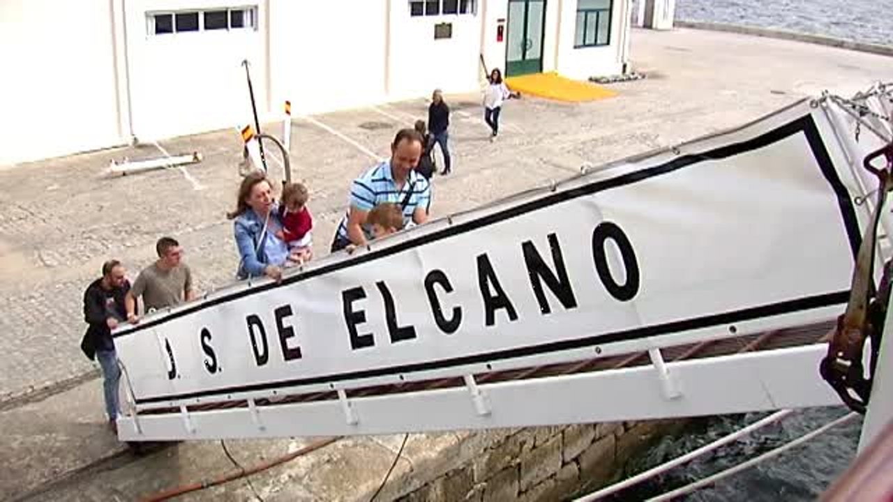 Elcano abre sus cubiertas al público